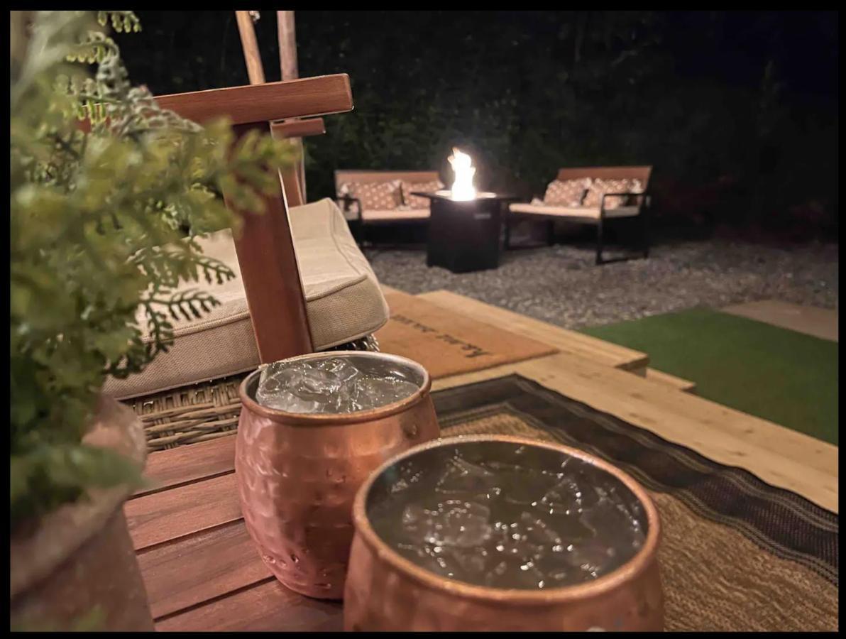 Firefly Season Glamping Hotel Sevierville Exterior foto