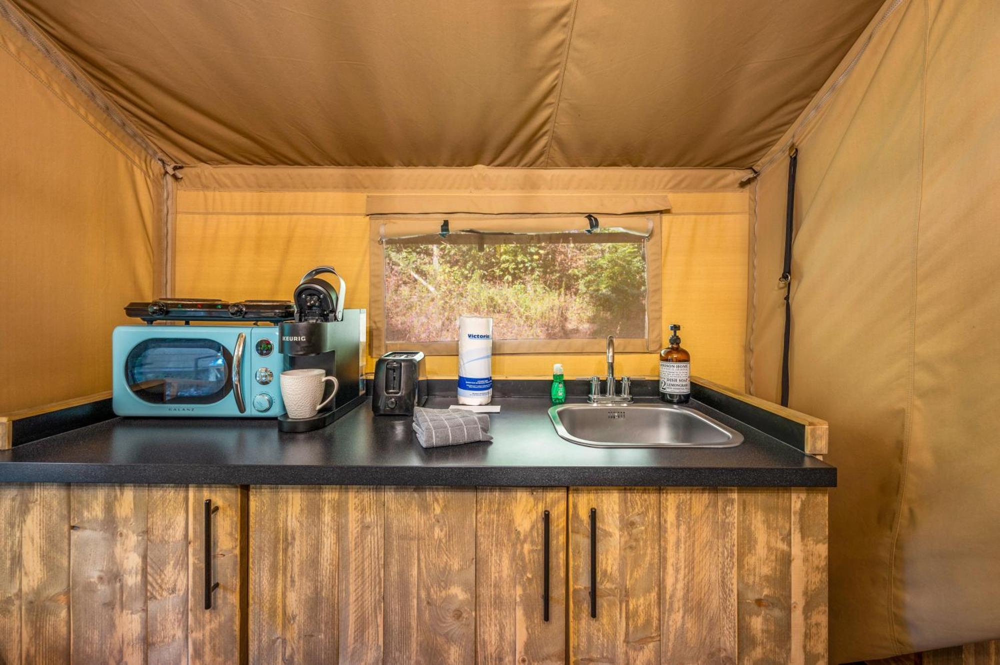 Firefly Season Glamping Hotel Sevierville Exterior foto